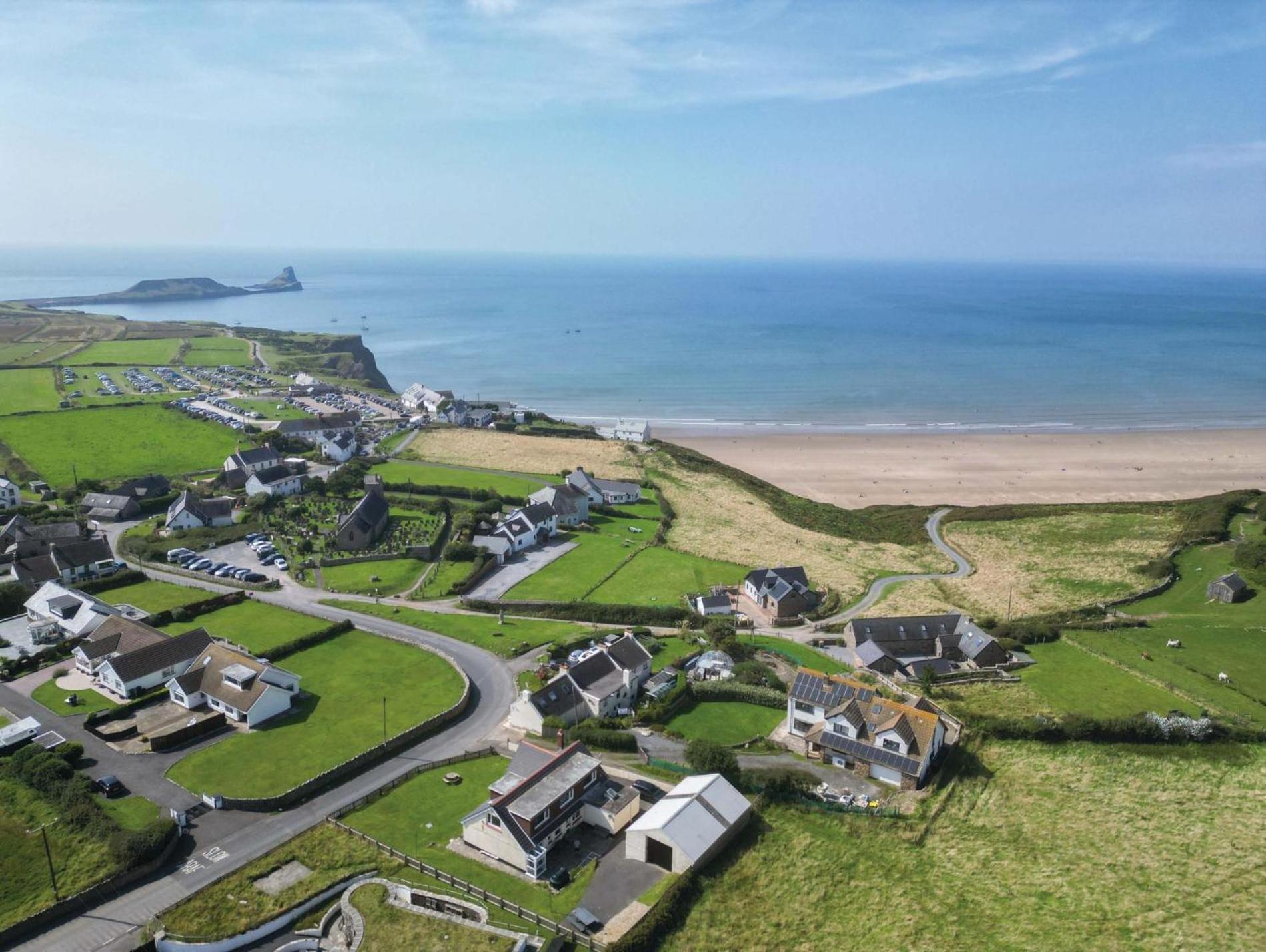 Carissima - 4 Bedroom House - Rhossili Exterior photo